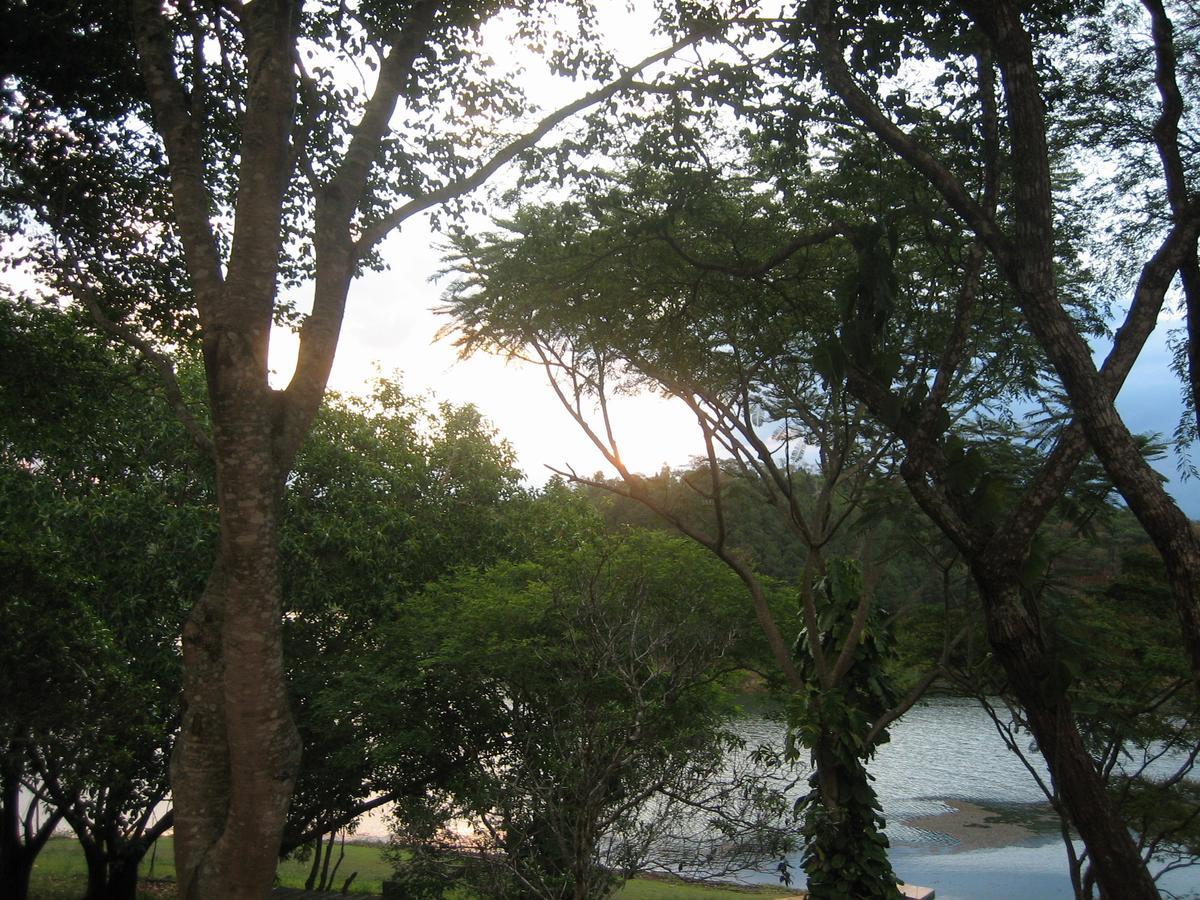 Recanto Apoena Santa Isabel  Buitenkant foto